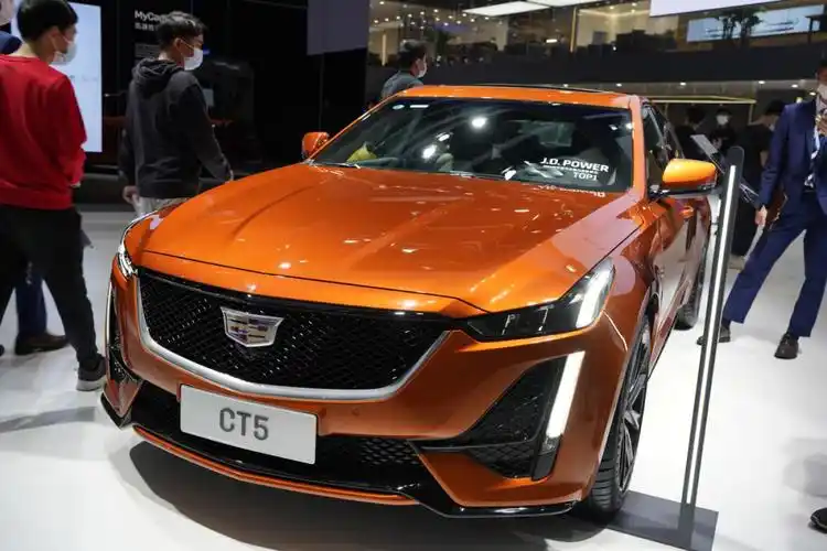 广州车展期间,凯迪拉克ct5"勒芒橙"车型正式发布,新车采用全新外观