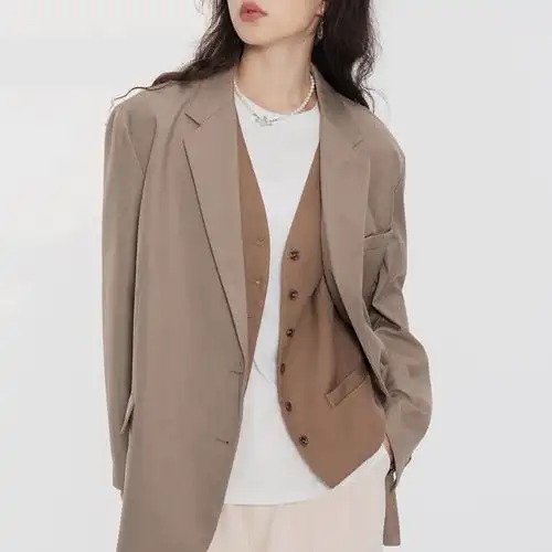 freshmoi 卡其色西装外套女ins冷淡风小西服休闲高级感春季上衣