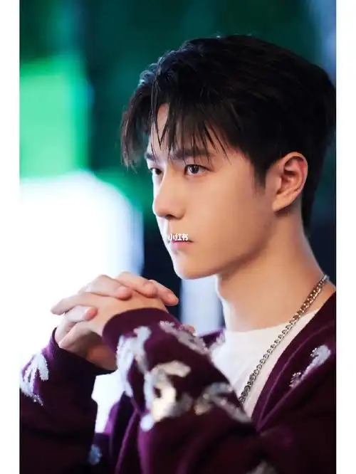 王一博韩国的艺术学校毕业