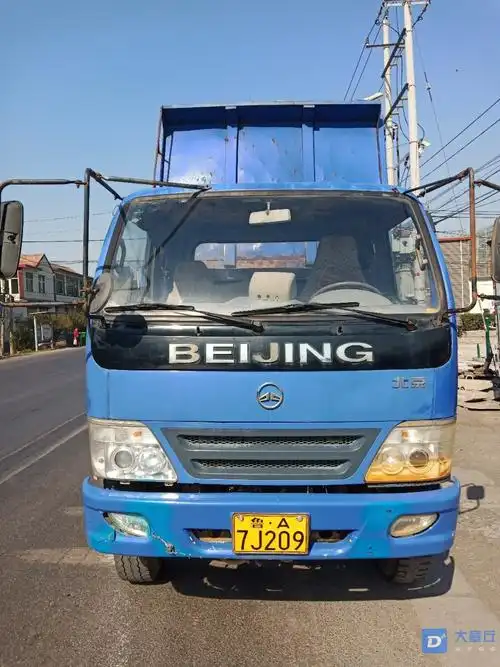 小黄牌自卸,3.8米车斗,断气刹,方向助理,825-16轮胎,电话15589930826