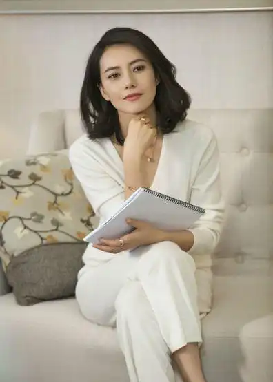 piaget伯爵possession系列2016全新作品暨形象短片发布