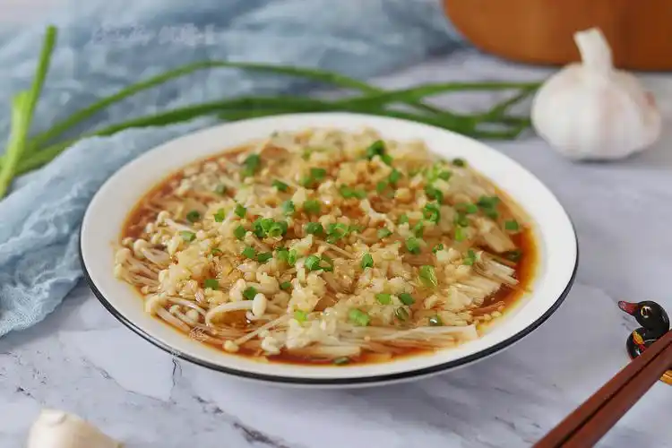 蒜蓉蒸金针菇怎么做_蒜蓉蒸金针菇的做法_飘零星_豆果美食