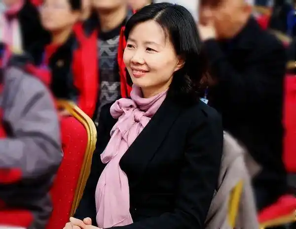 茶山幺妹此行的目的地是一个神秘的地方——宣恩县.