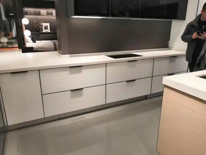 橱柜门板烤漆玻璃门板,车刻抛光,雕刻工艺