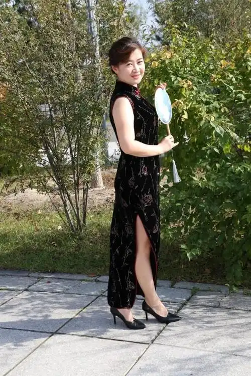 秀旗袍魅力 展个人风采 - 美篇