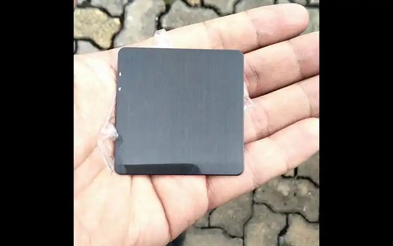 304拉丝黑钛不锈钢彩板 无指纹不锈钢板 供应304不锈钢彩色板