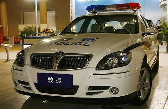 图文:国产中华警车亮相警用装备展