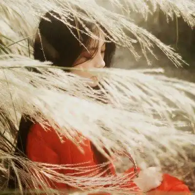 唯美古风女生头像:用我三生烟火换你一世迷离