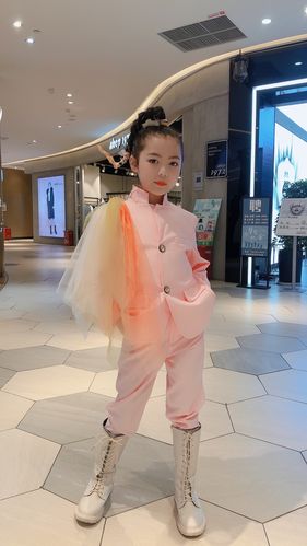 女童糖果摇滚模特走秀潮服礼服儿童儿童车车模儿童演出服