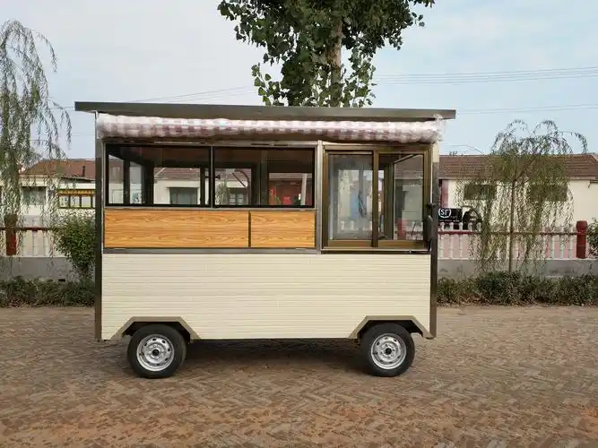 多功能电动餐车四轮小吃车流动摆摊烧烤油炸关东煮美食箱式车直销