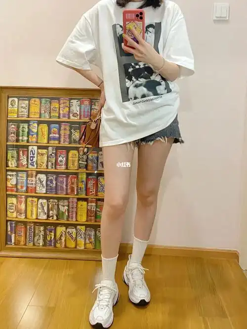 今日穿搭oversize风t恤穿搭不费力