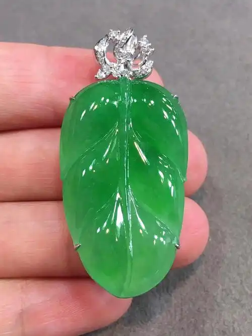 源头翡翠 翡翠冰阳绿树叶吊坠 18k金镶钻缅甸天然翡翠玉石挂件珠宝