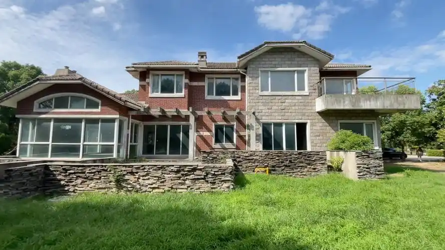 佘山银湖别墅|占地3000平的别墅来了