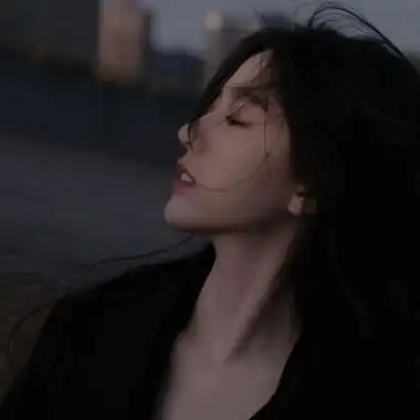 冷酷女生头像霸气伤感女生头像霸气冷酷伤感黑白