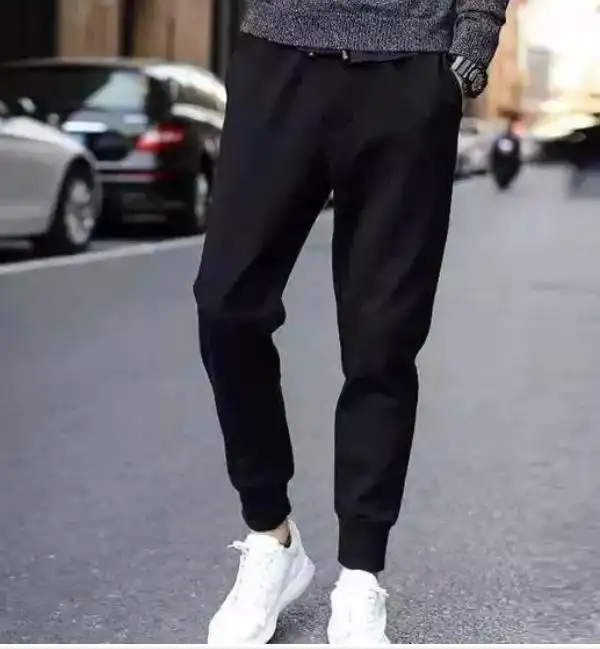 黑色裤子怎么搭配鞋子?