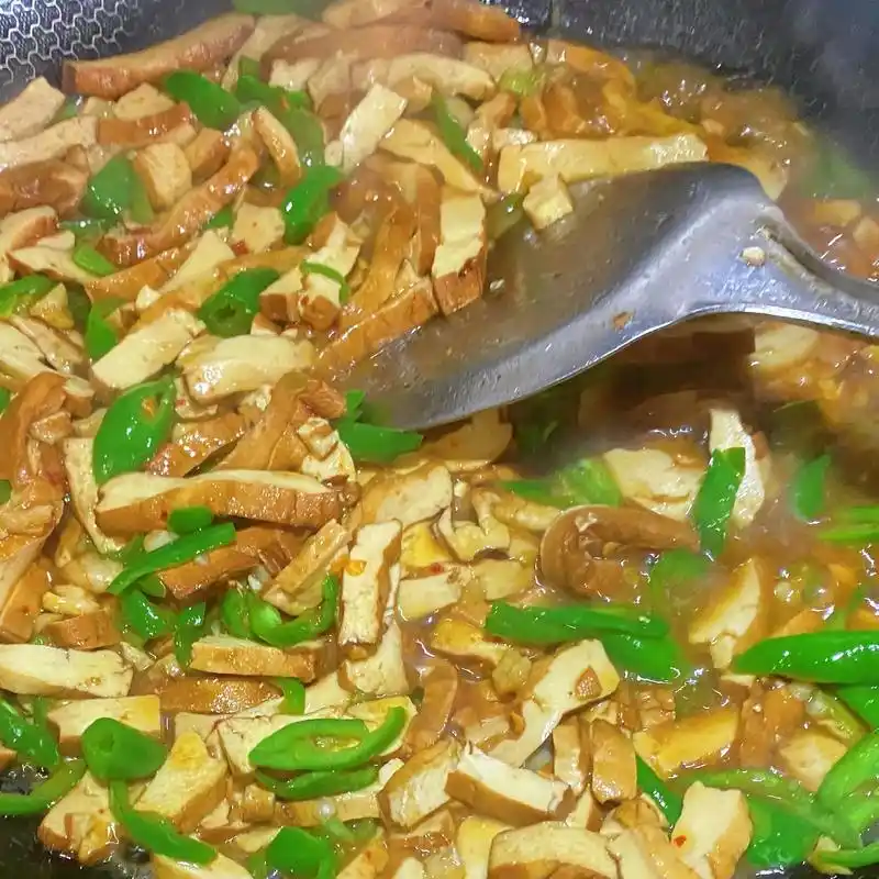 图文热搜词创作任务 #尖椒干豆腐做法  这个菜 - 抖音