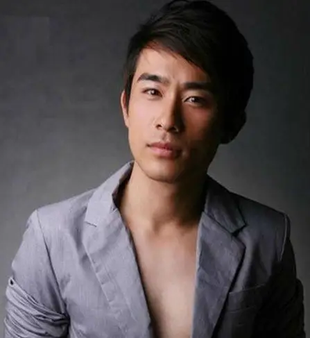 谭松韵男友图片曝光 揭秘富二代华汉个人资料