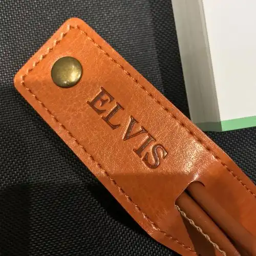 为非於本店购买的货品提供在一个适合的部位压印/烫印英文字(一般在16