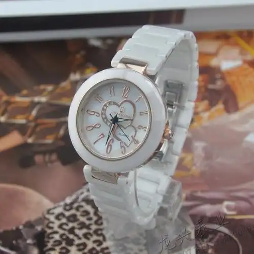 最新款 韩版时尚潮流正品 白色陶瓷手表 女士手表 女表 古奇贝母