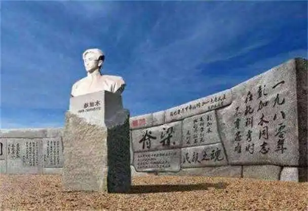 建国后最大的悬案科学家彭加木在罗布泊失踪40年他究竟去了哪