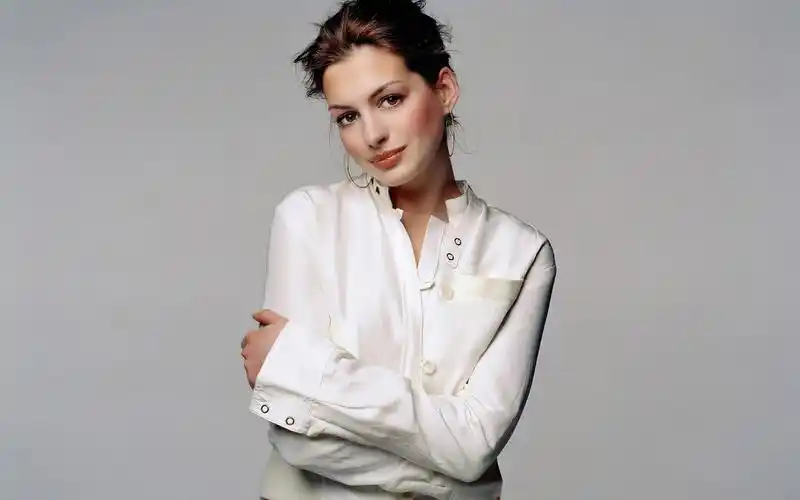 壁纸 安妮·海瑟薇 03