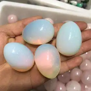 蛋白石原石图片