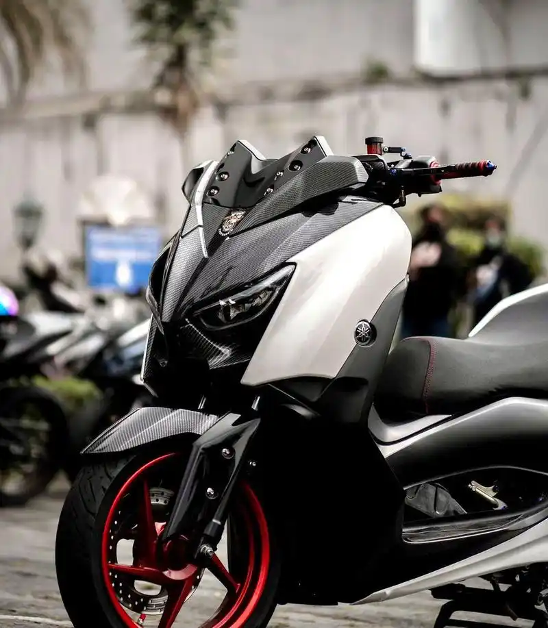 雅马哈xmax300 分享改装xmax300