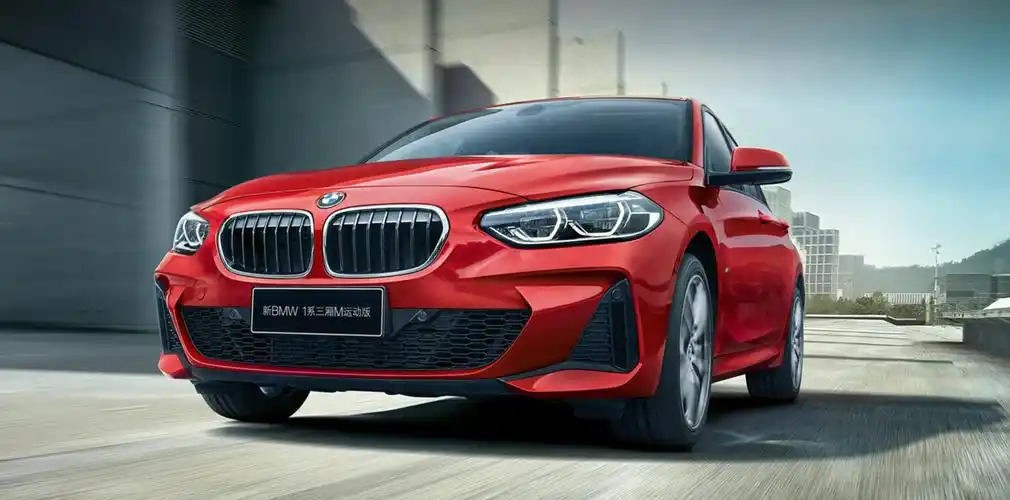 宝马也是国内豪华车品牌紧凑车型唯一使用三缸机的厂商,同级对手奔驰