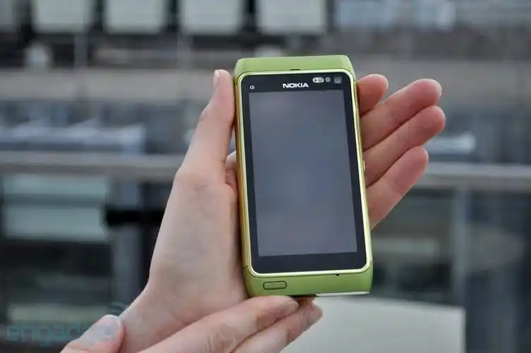 诺基亚n8绿色版入手高清图赏
