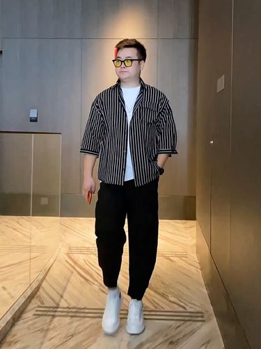 夏季男士短袖衬衫韩版宽松条纹大码学生百搭潮牌夏天胖男生穿搭