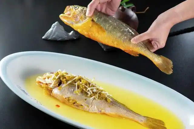 「我的年菜」"大汤黄鱼放咸齑",一道雪菜黄鱼,庆年年有"余"!