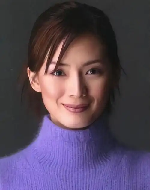 "何仙姑"郑秀珍:被男友诈走4亿沦为按摩妹,今又住豪宅变这样