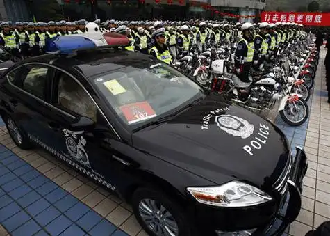 重庆增设"交巡警" 拥有复合型执法权