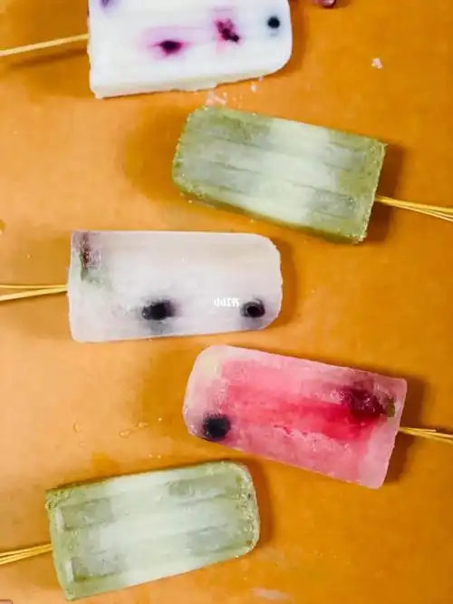 天气太热来根冰棍吧