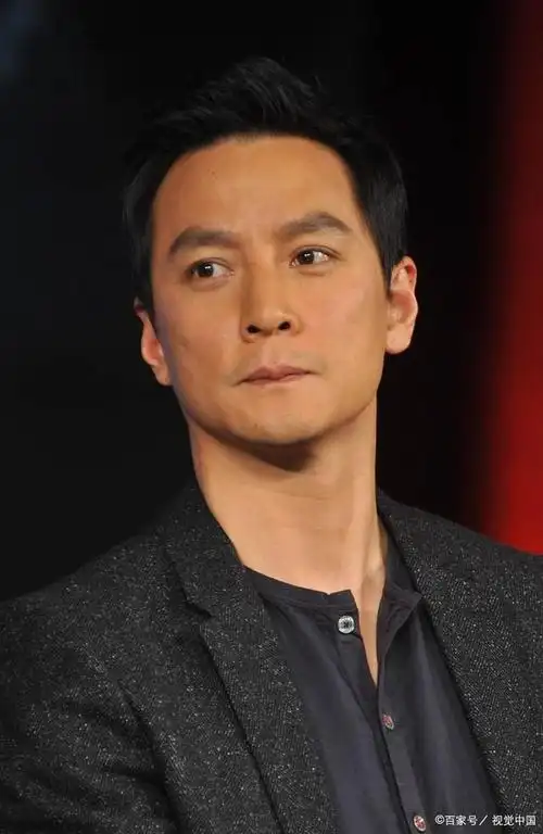 吴彦祖晚宴亮相,帅气不减当年!网友调侃:阿祖,收手吧!