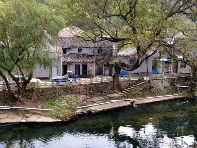 宁波奉化溪口一岩头古村