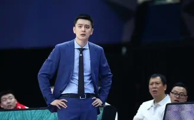 只考虑本土名帅,杨鸣呼声最高|辽宁队|杨鸣|主教练_新浪新闻