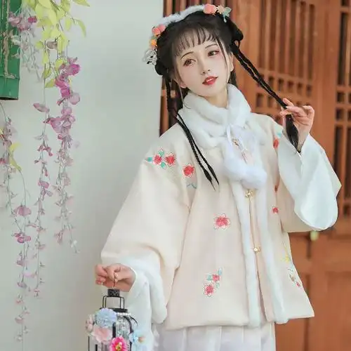 鼎尚原创正版山川遗梦明制新款汉服女加绒加厚刺绣袄裙秋冬季拜年