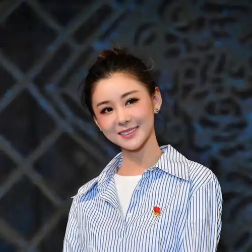 469投票李小萌个人资料详细资料>别名:暂无性别:女国籍:中国身高:162