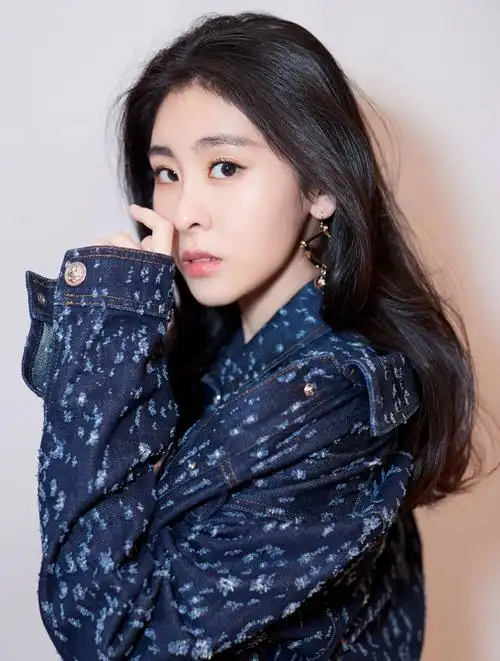 "人生赢家"张碧晨,远赴韩国遭霸凌,回国逆袭成ost女王2-度小视