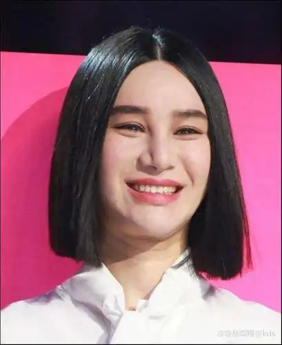 尚雯婕到底男的女的