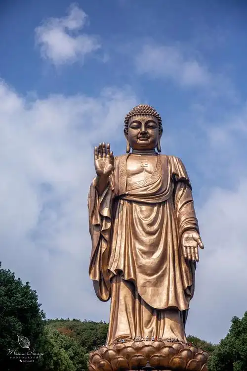 灵山大佛在哪里,江苏无锡灵山大佛在哪里(是无锡最贵的5a级旅游景点)