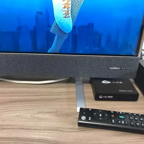 55英寸4k超高清超薄窄边 哈曼卡顿音响 32核人工智能全面屏led电视机