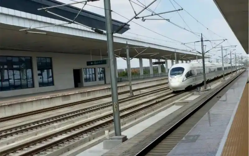 crh380b重联快速跨越嘉善南站_哔哩哔哩_bilibili