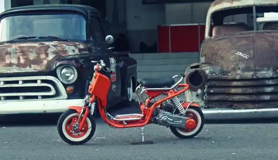 神来之笔印尼kkustomgarage的改装小踏板