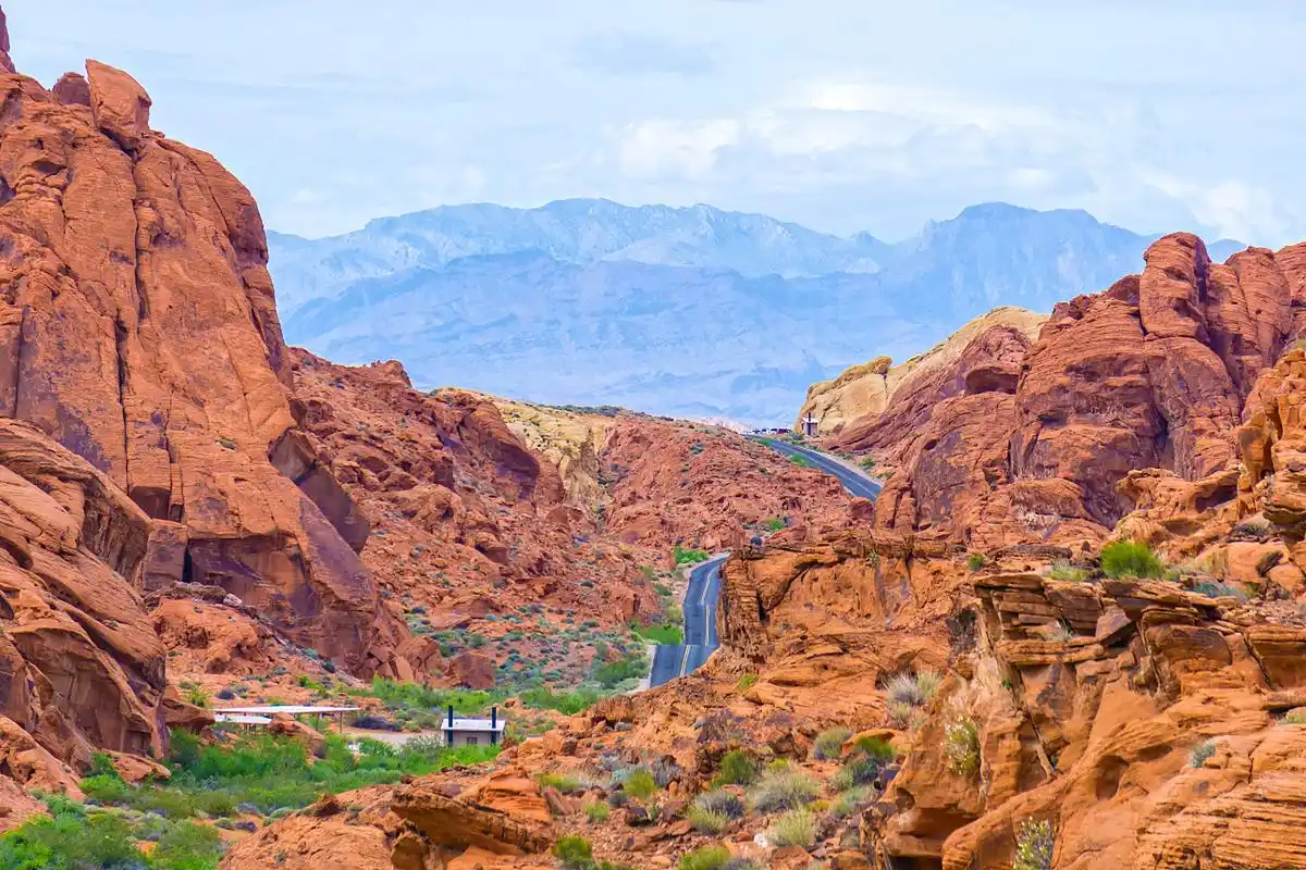 温宿大峡谷,位于新疆维吾尔自治区阿克苏地区温宿县境内,距离阿克苏