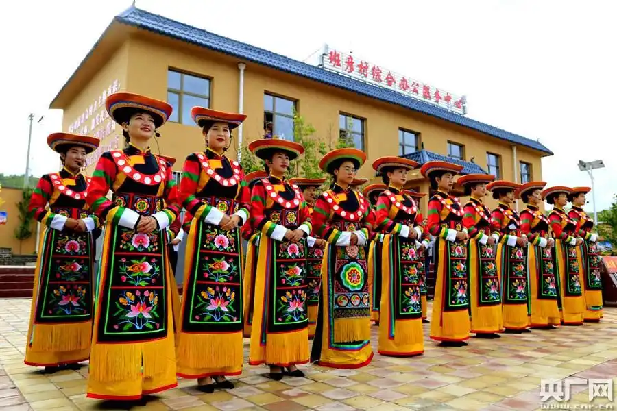 主要聚居在河湟谷地的青海省海东市互助土族自治县,民和回族土族自治