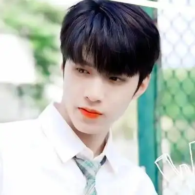 帅哥真人头像高清照男生