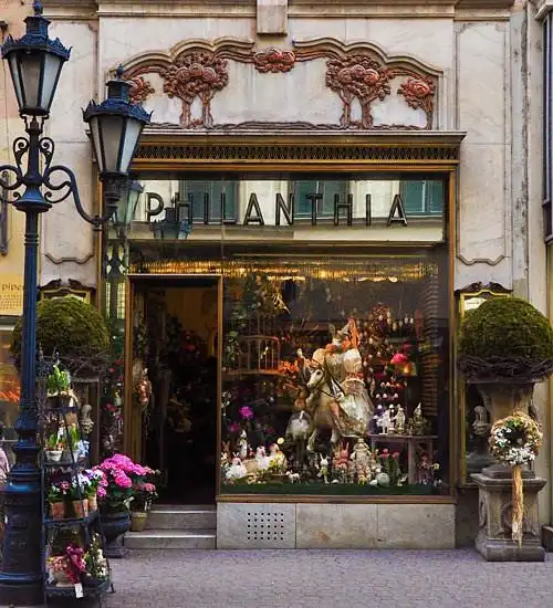 复古花店门头装修图片100平米花卉花店装修效果图