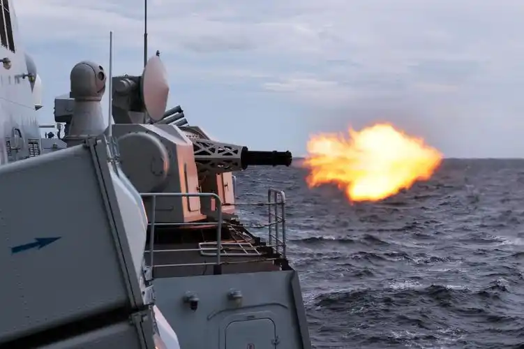 destroyer flotilla performs ship-to-shore fires